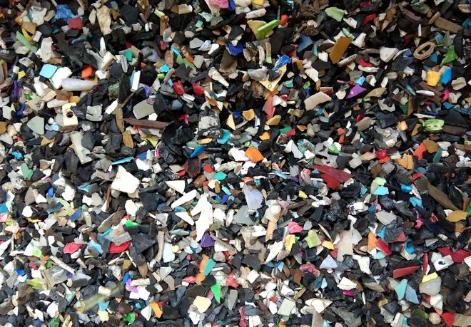 礦泉水瓶破碎生意 廢品回收的新藍(lán)海